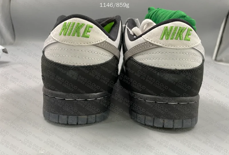 Dunk SB Panda Pigeon 5