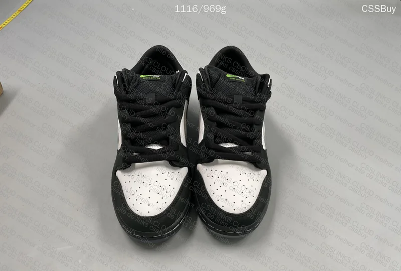 Dunk SB Panda Pigeon M B grade 5