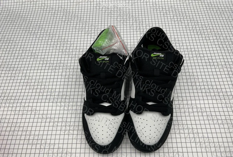 Dunk SB Pigeon 2