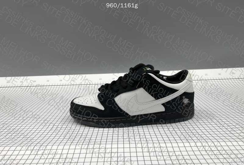 Dunk SB Pigeon 4