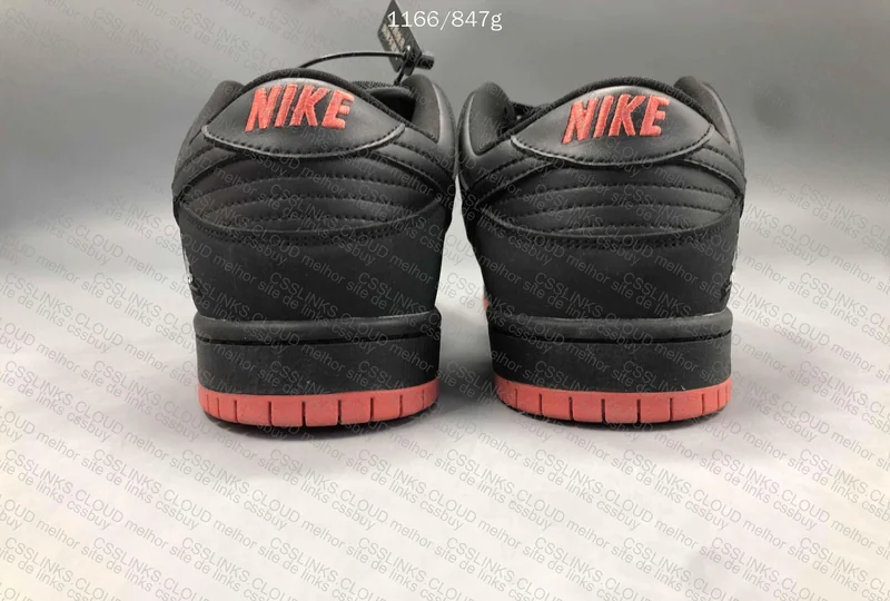 Dunk SB pigeon black 3