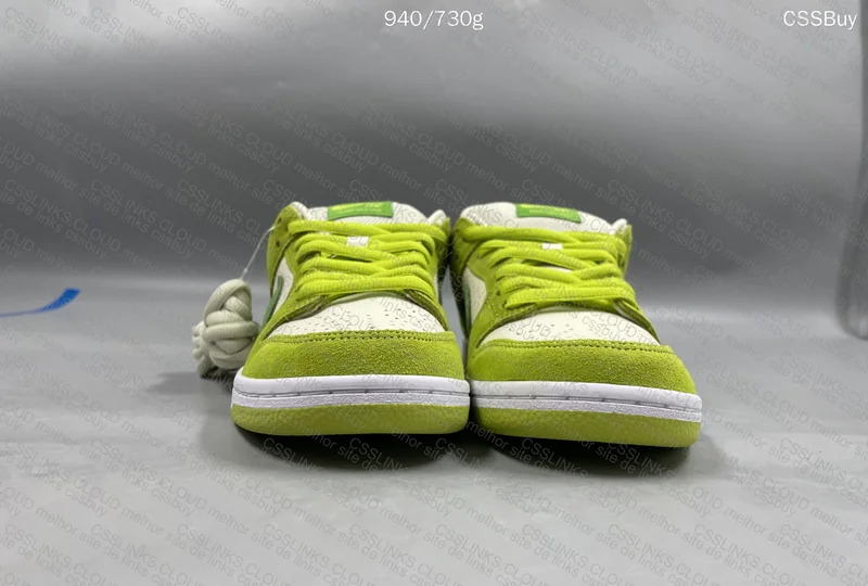 Dunk SB “Sour Apple” 3