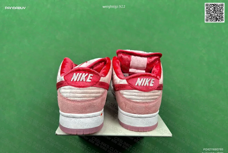 Dunk SB Strange Love [129Y - M Batch] 2