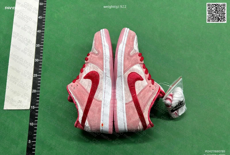 Dunk SB Strange Love [129Y - M Batch] 3