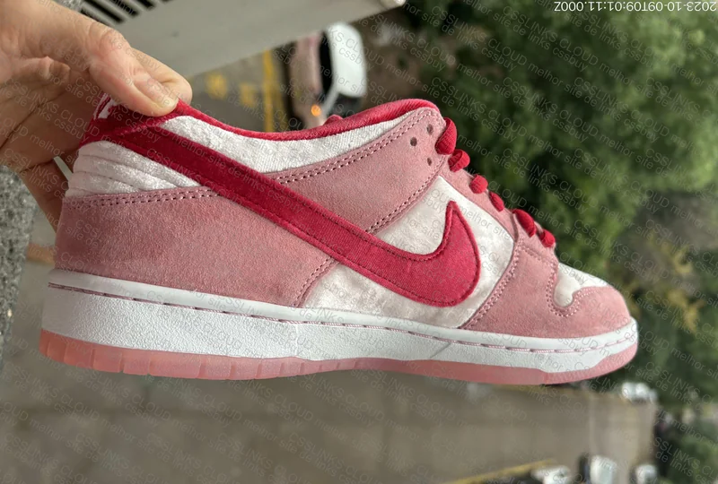 Dunk SB Strangelove 9