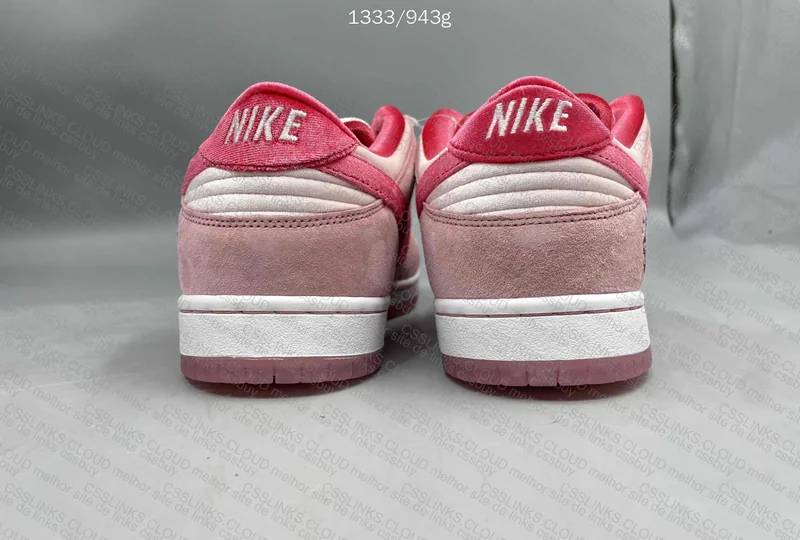 Dunk SB StrangeLove 3