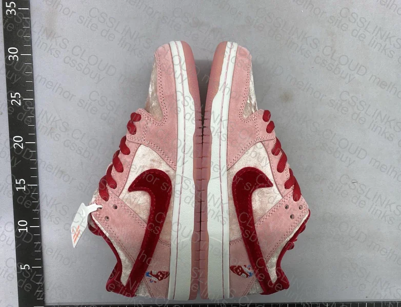 Dunk SB StrangerLove