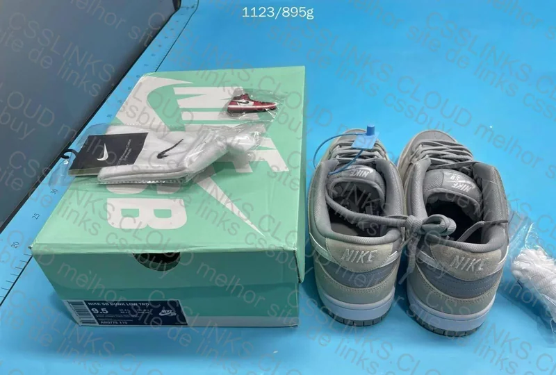 Dunk SB Summit White Wolf Grey 8