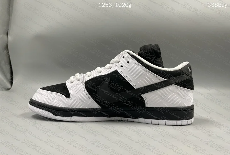 dunk sb tightbooth 4
