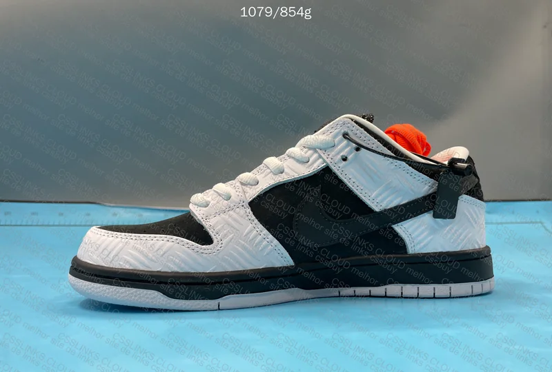 Dunk SB Tightbooth 6