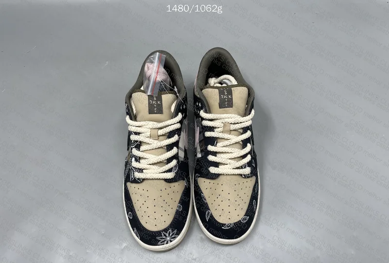 dunk SB travis GT