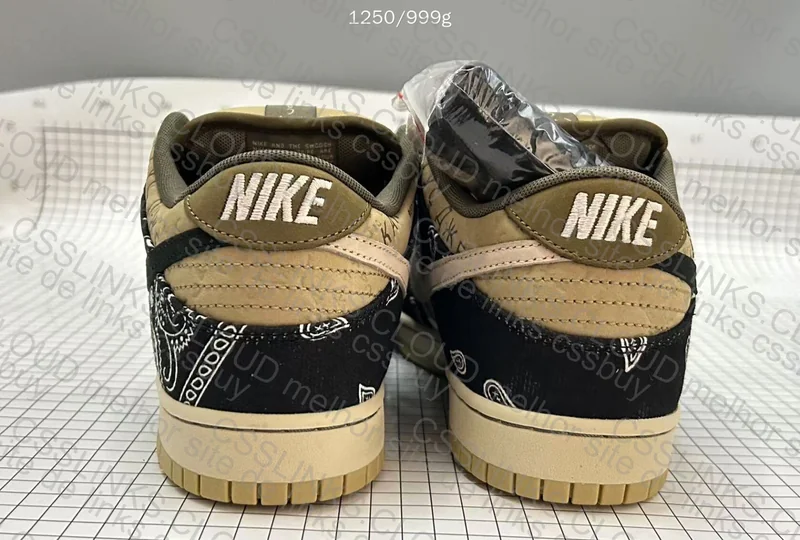 Dunk SB Travis OVO 2