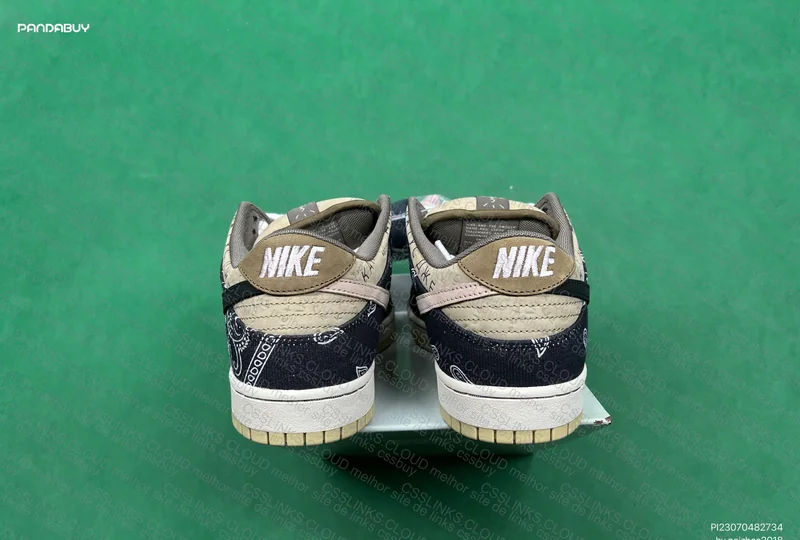 Dunk Sb Travis Scott 3