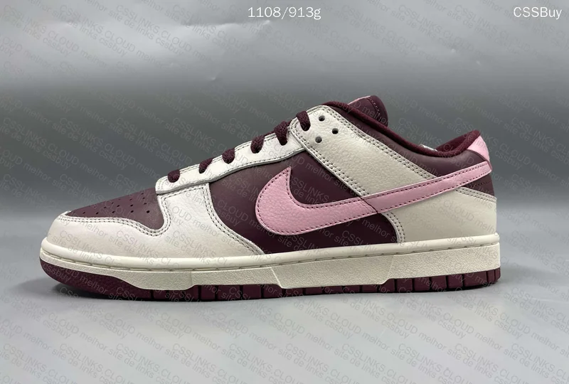 Dunk SB "Valentine's Day" 4