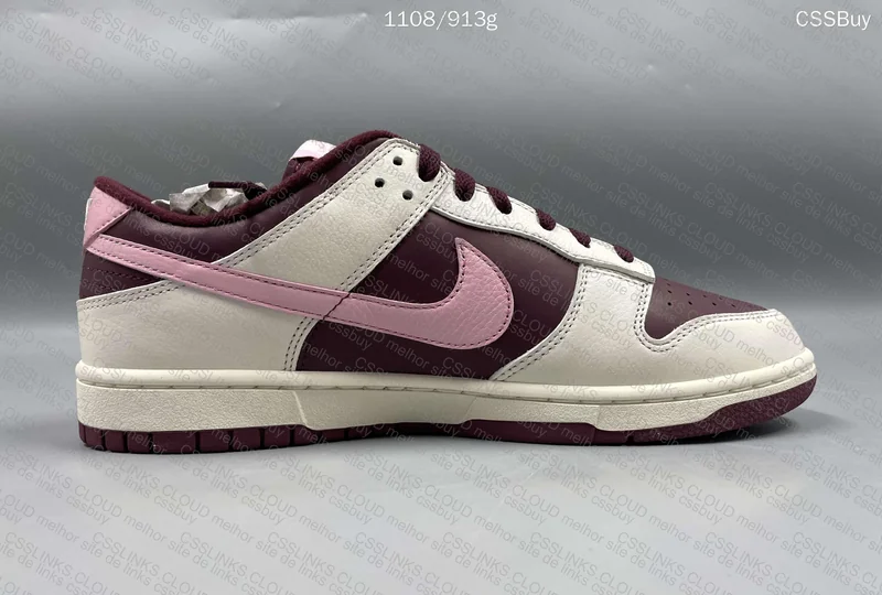 Dunk SB "Valentine's Day" 5