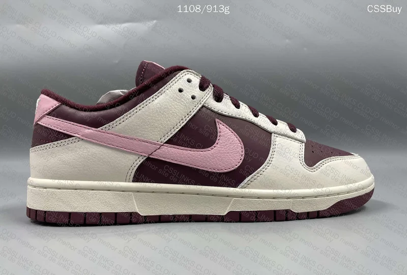 Dunk SB "Valentine's Day" 6