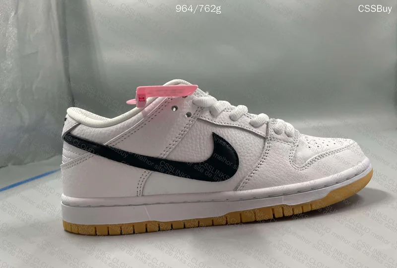 Dunk SB White Gum 6