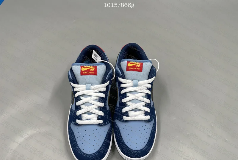 Dunk SB Why So Sad (Laces)