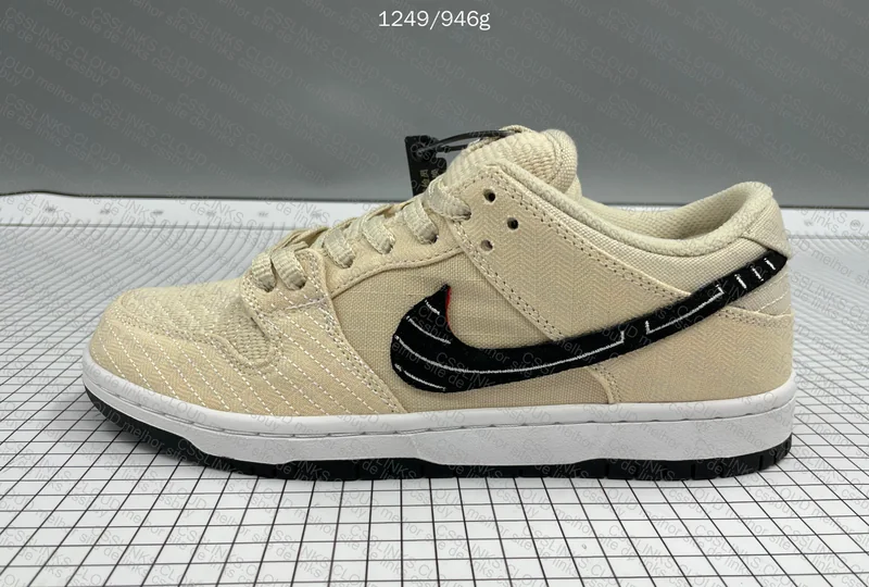 Dunk SB x Albino & Black 9