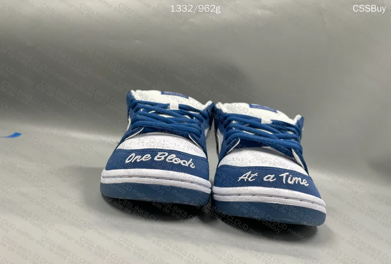 Dunk SB x Raised x Born 2