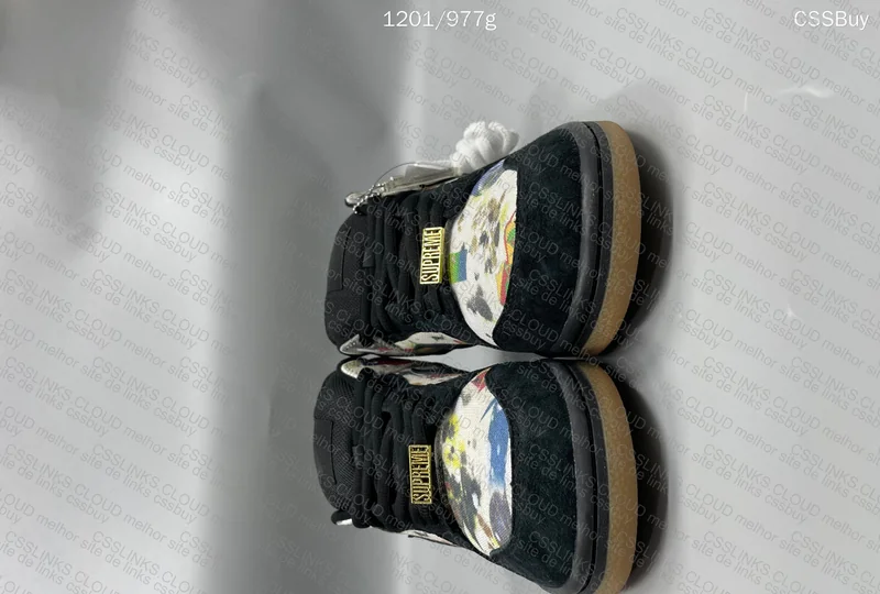 Dunk SB x Supreme x Rammellzee 3