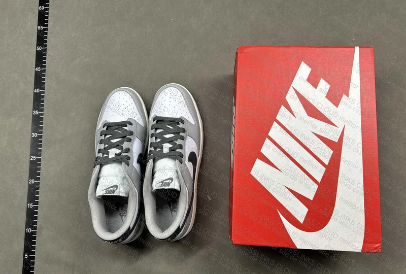 Dunk smoke gray