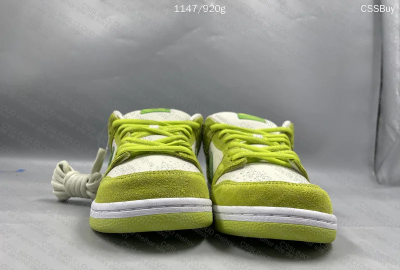 Dunk sour Apple 3