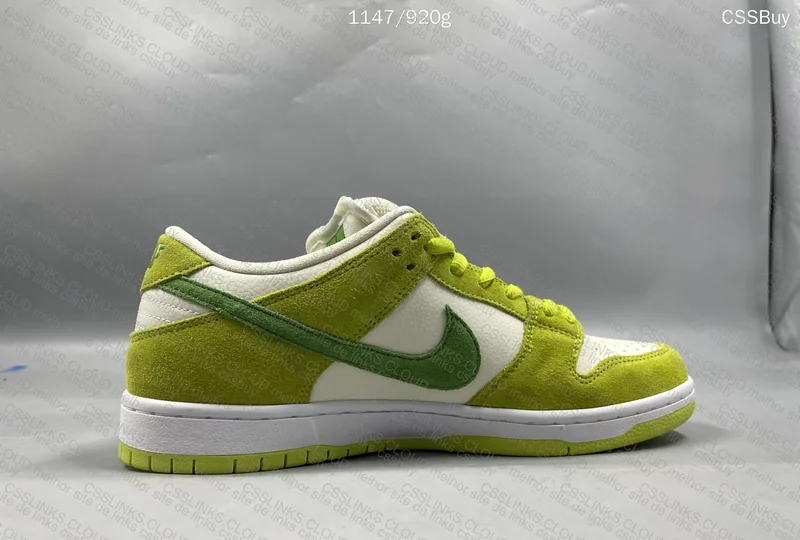 Dunk sour Apple 8