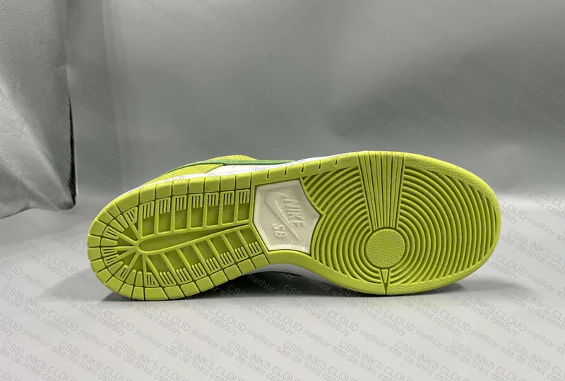 Dunk Sour Apple 6