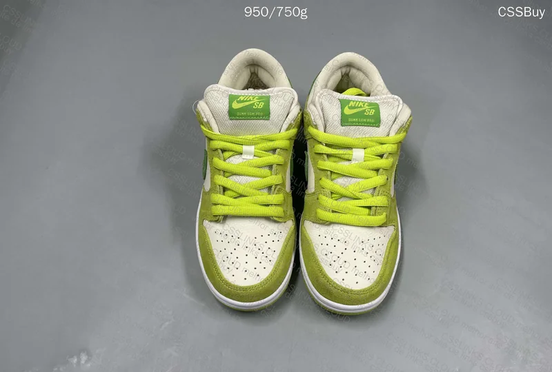 Dunk Sour Apple