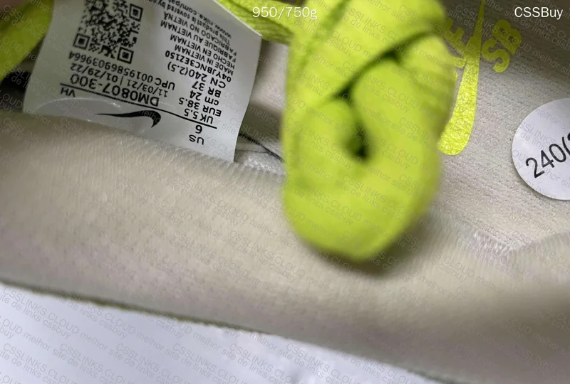 Dunk Sour Apple 6