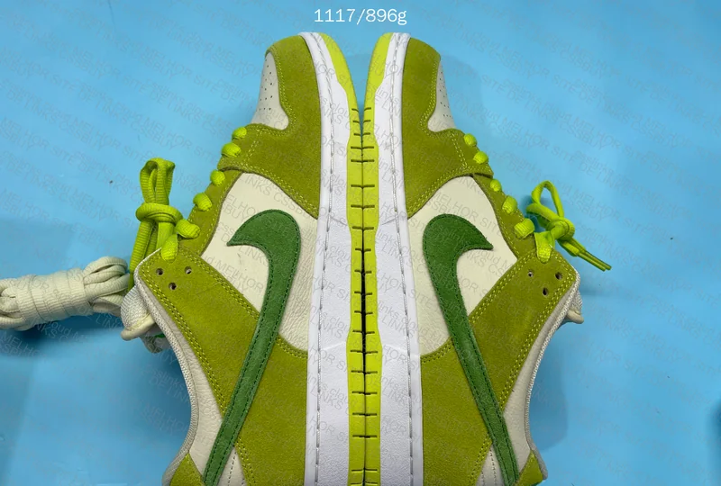 Dunk Sour Apple & Syna Sweatshirt 3