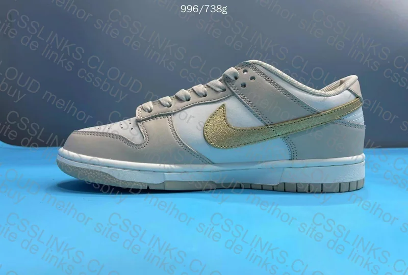 dunk SP golden swoosh 2