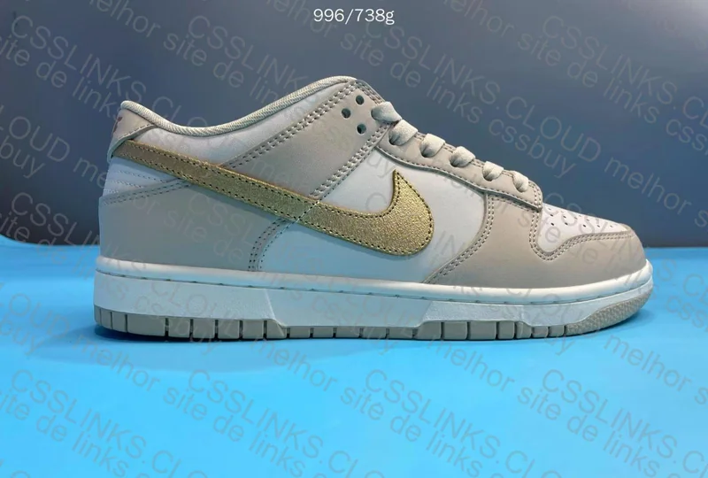 dunk SP golden swoosh 3