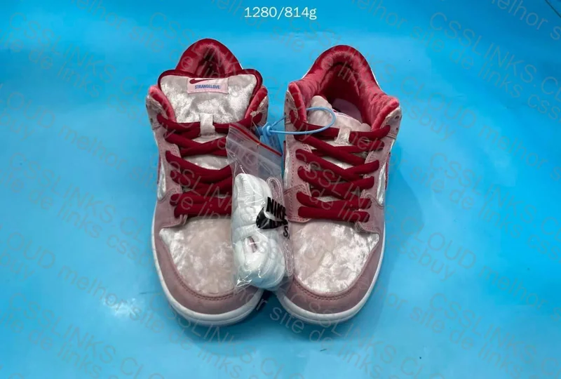 Dunk Strange Love 4