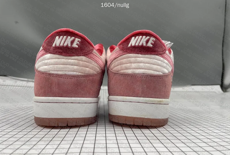 Dunk Strange Love PK B 9