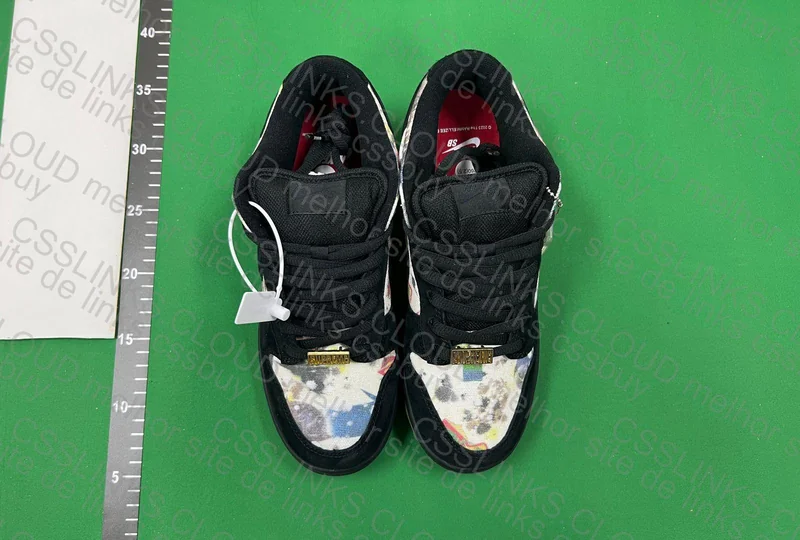 Dunk Supreme Rammellzee M batch