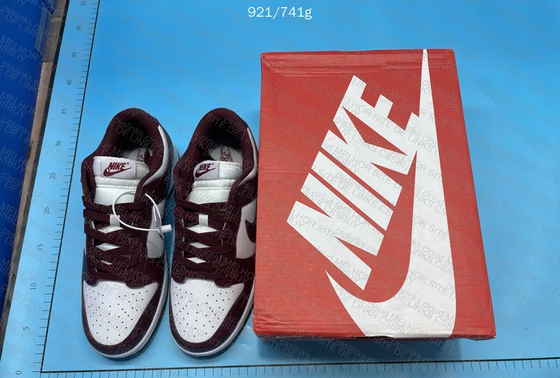 Dunk Team Red 10