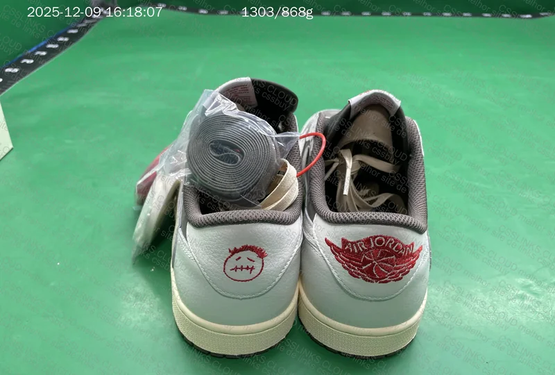 Dunk Travis Scott reverse mocha 2