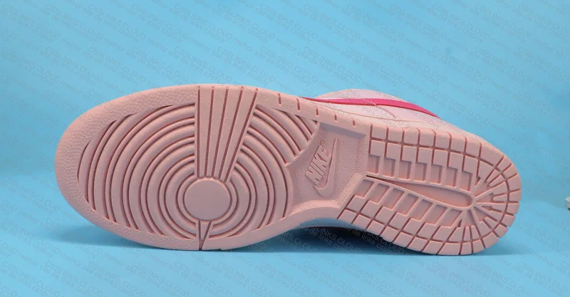 Dunk triple pink 9