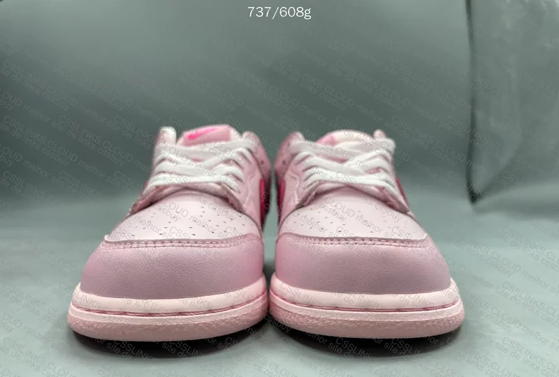 Dunk "Triple Pink" Kids 3