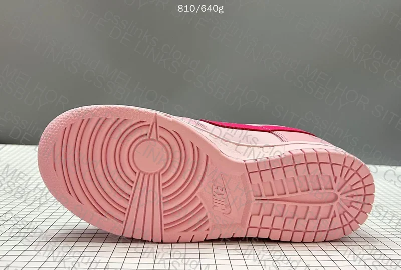 Dunk Triple Pink Ovo