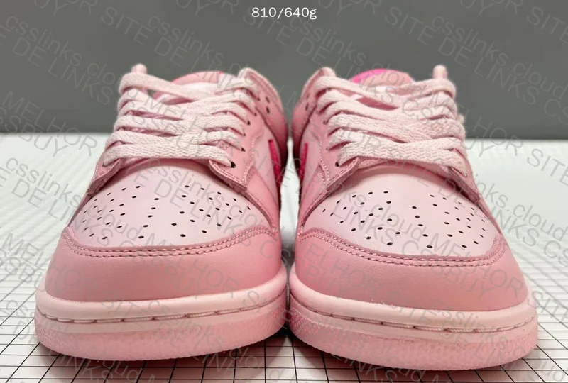 Dunk Triple Pink Ovo 10