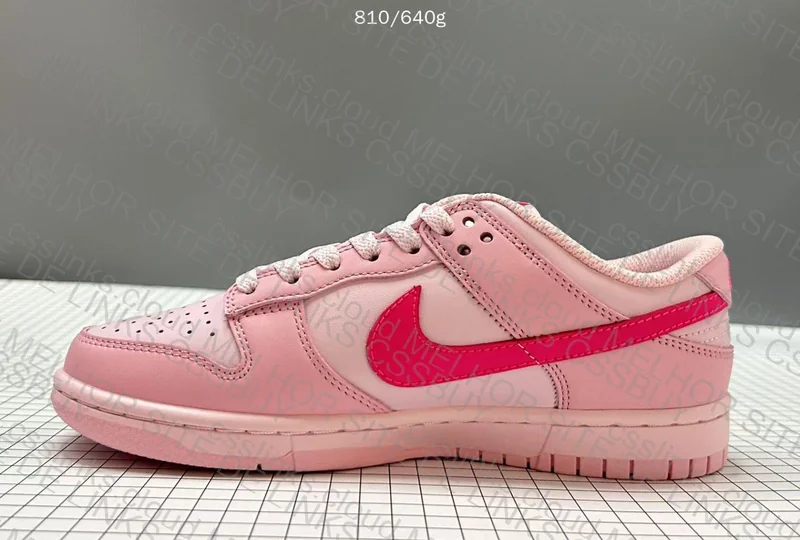 Dunk Triple Pink Ovo 5