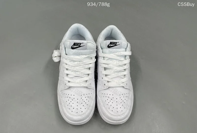 Dunk Triple White 2
