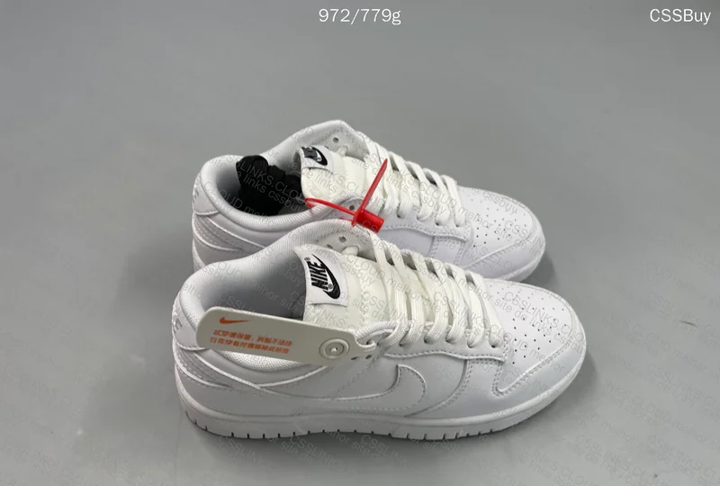 Dunk triple white