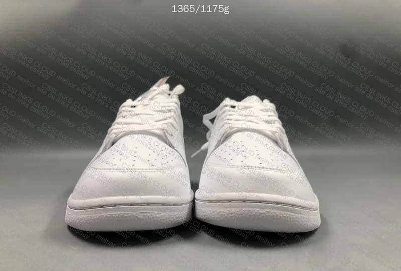 Dunk Triple White 2