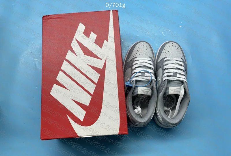 DUNK TWO TONED GREY GL?