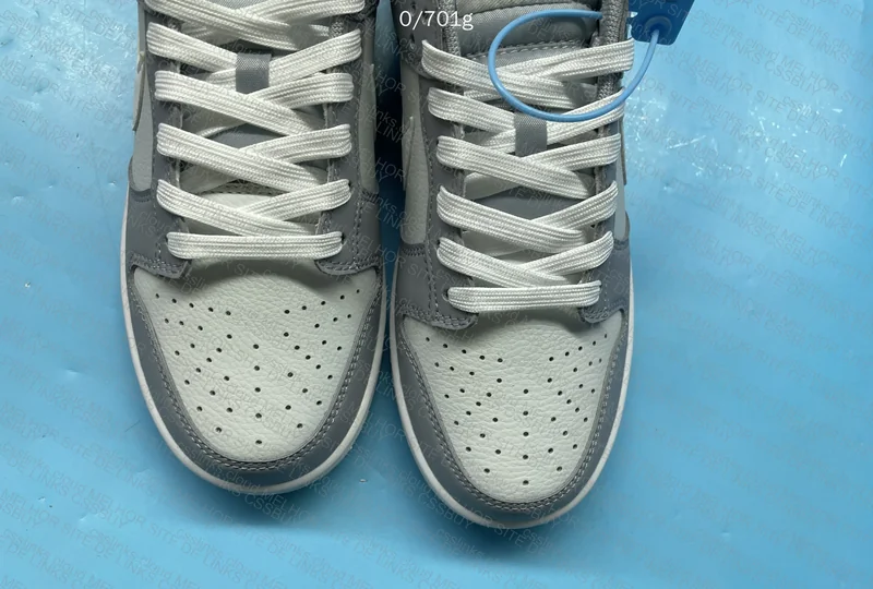 DUNK TWO TONED GREY GL? 4