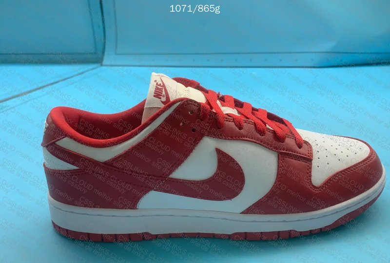 Dunk Universaty Red (AJUDA) 4